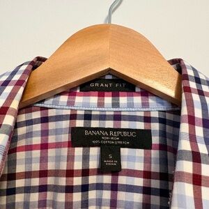 Banana Republic Men's Checkered Shirt - Red and Blue